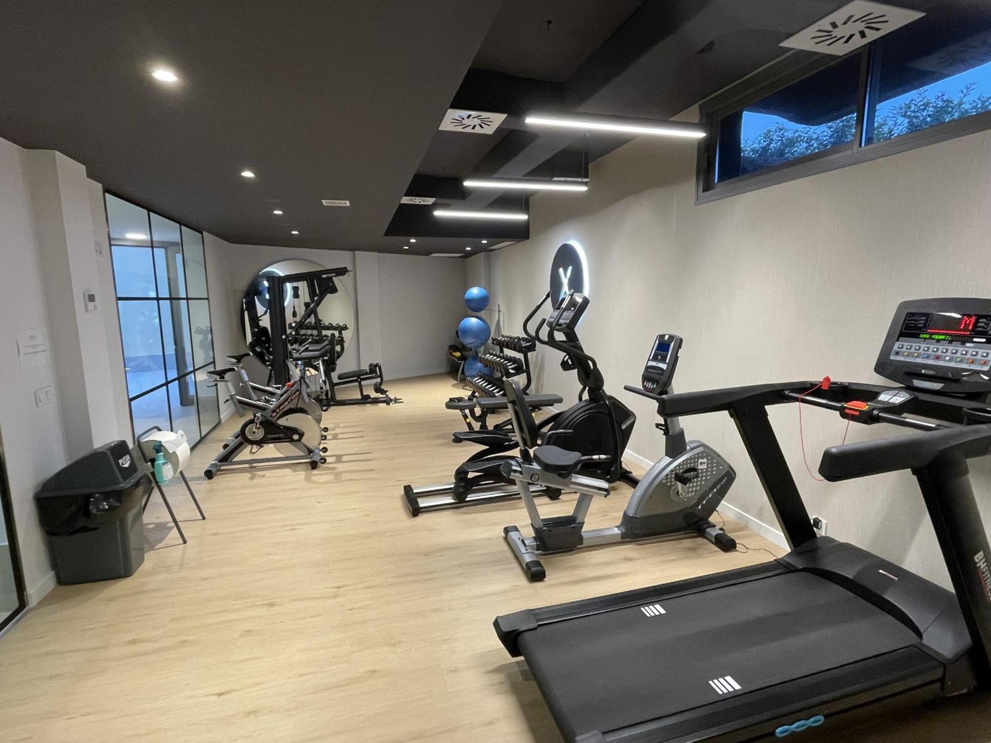 Vivi Homes - Elies House Pool, Gym, Spa & Sea View El Faro Ngoại thất bức ảnh