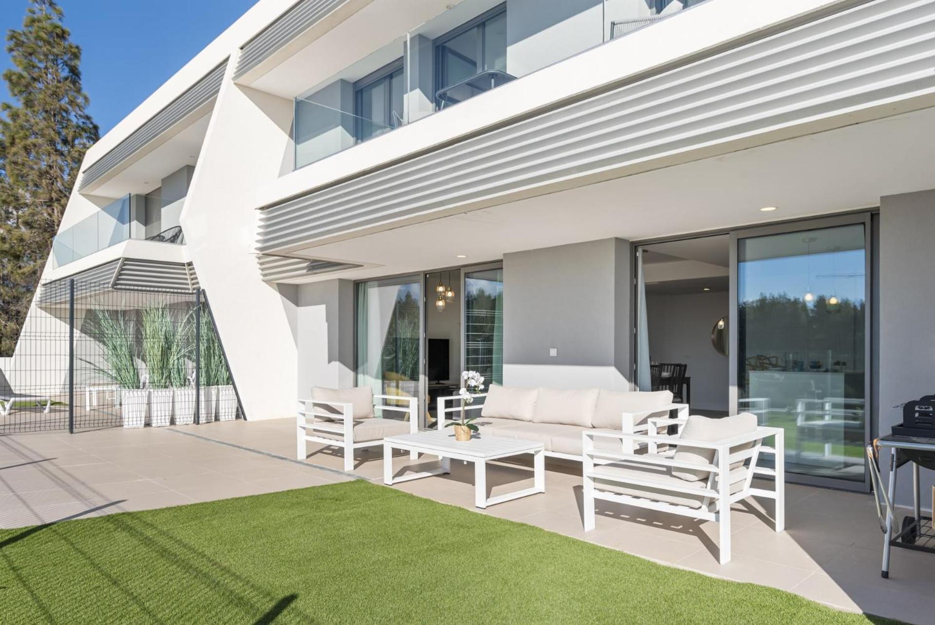 Vivi Homes - Elies House Pool, Gym, Spa & Sea View El Faro Ngoại thất bức ảnh
