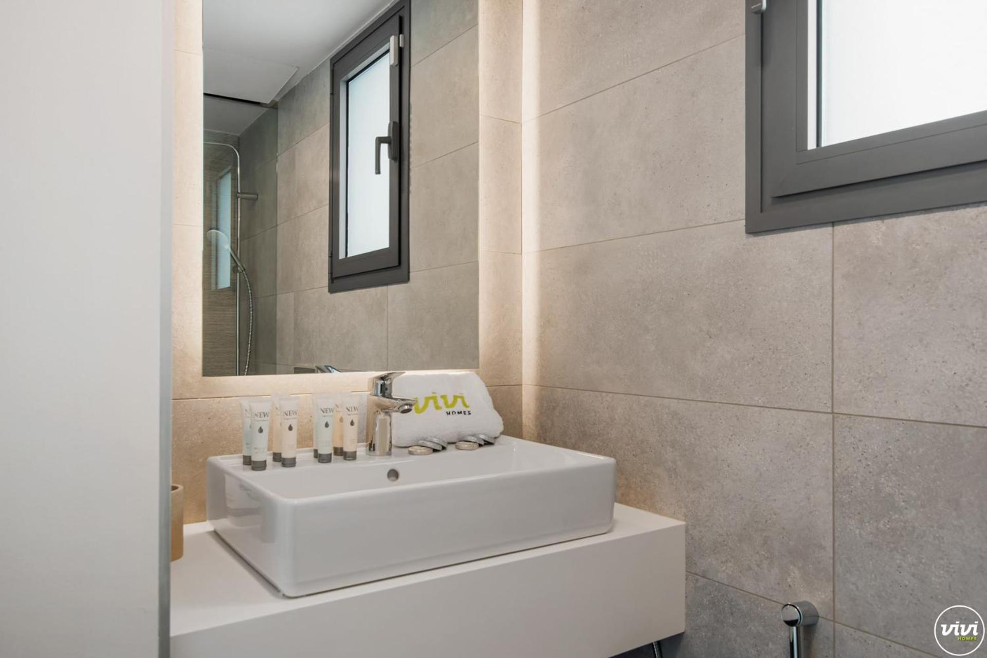 Vivi Homes - Elies House Pool, Gym, Spa & Sea View El Faro Ngoại thất bức ảnh